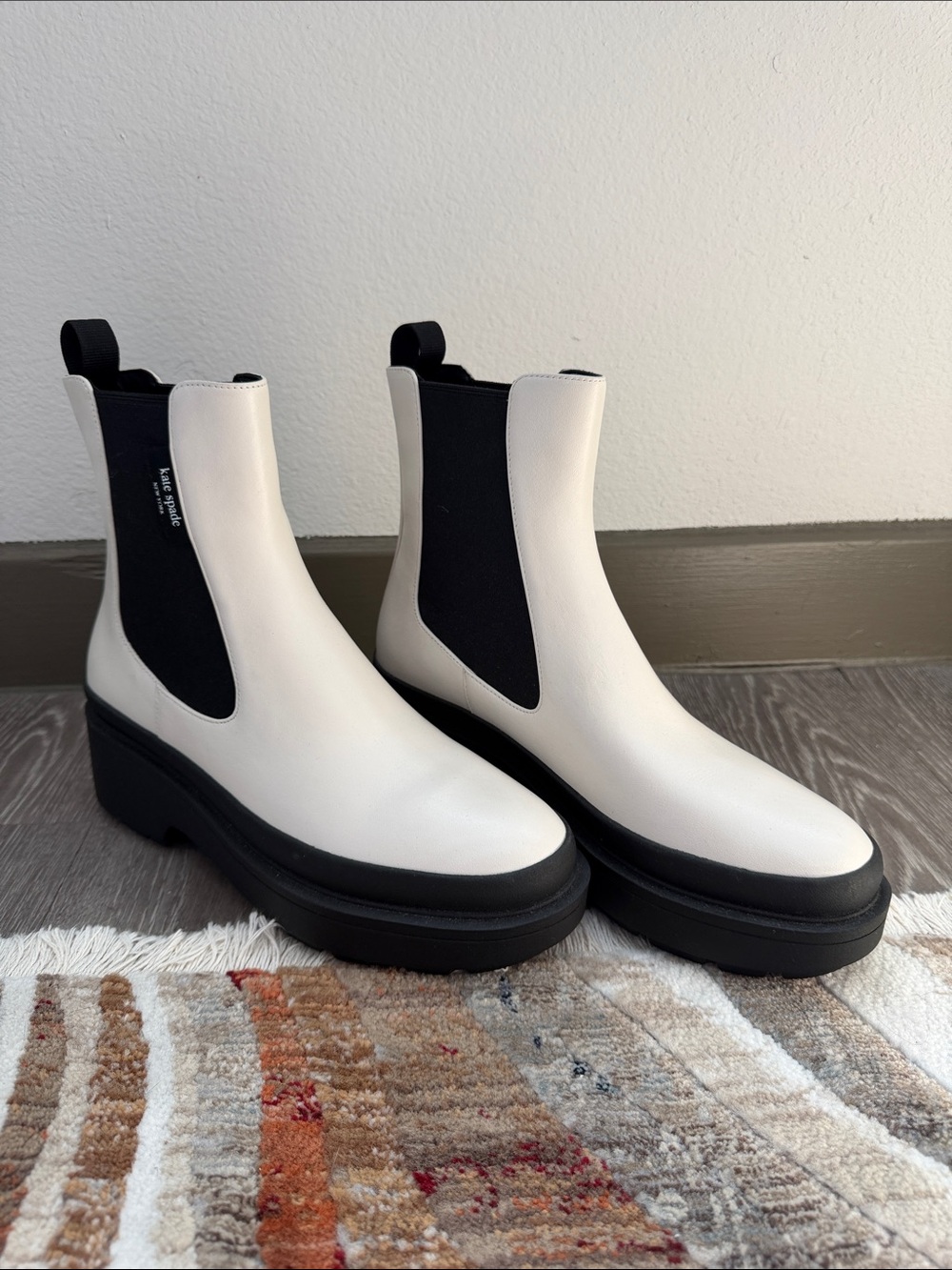 NWOT Kate Spade Winnie Bootie